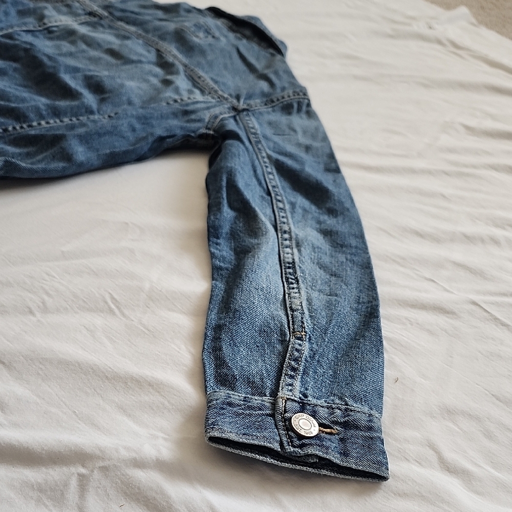 GAP Kids Classic Blue Jean Jacket - Picture 6 of 10